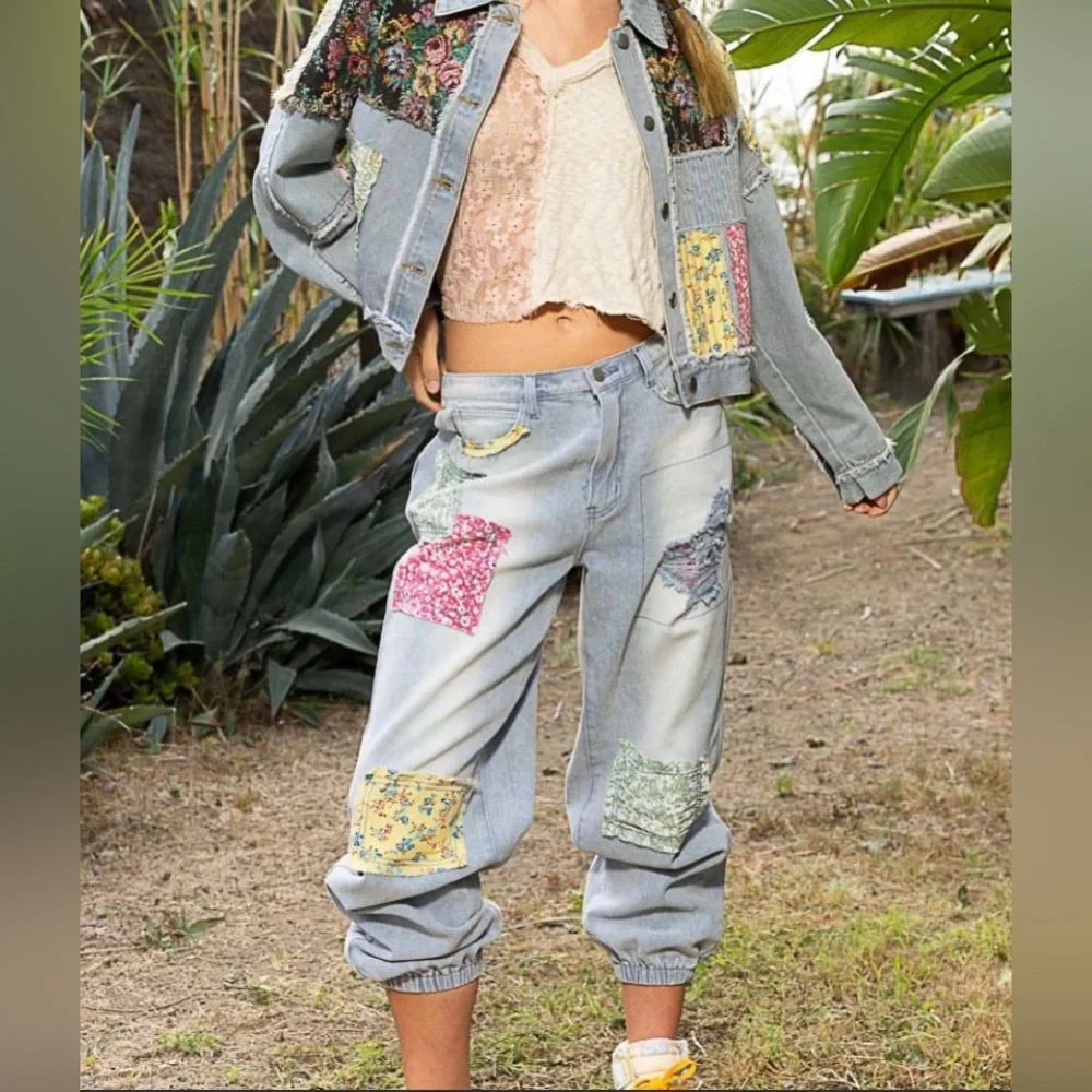 New! POL Colorful Patchwork Distressed Relaxed Fit Jogger Jeans - Picture 6 of 8